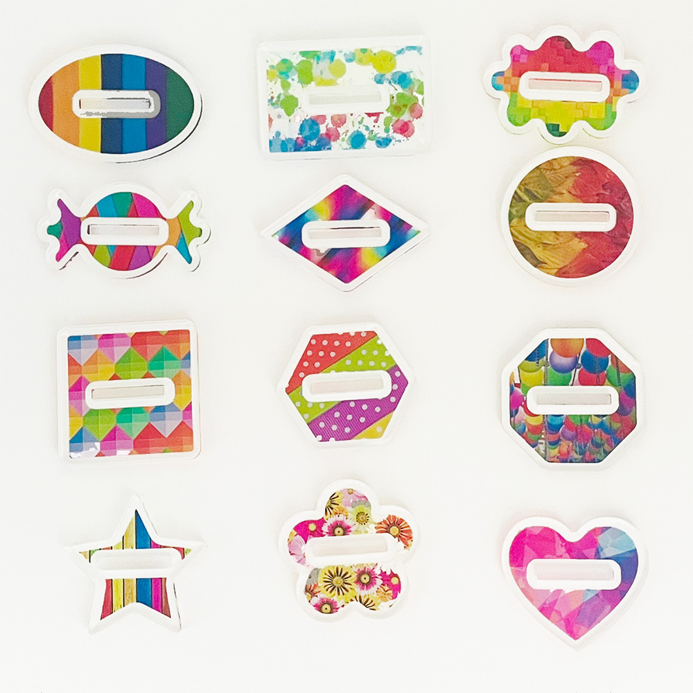 選べる台座の形は12種類 デザインはお客様の方でご入稿ください。